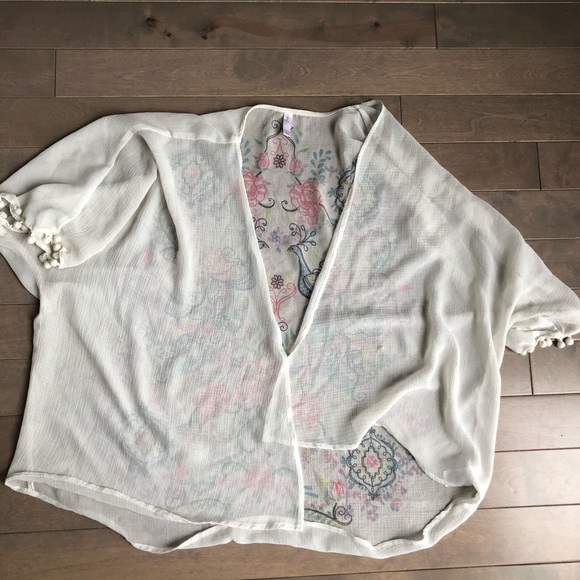 Flower Cardigan - Picture 2 of 3